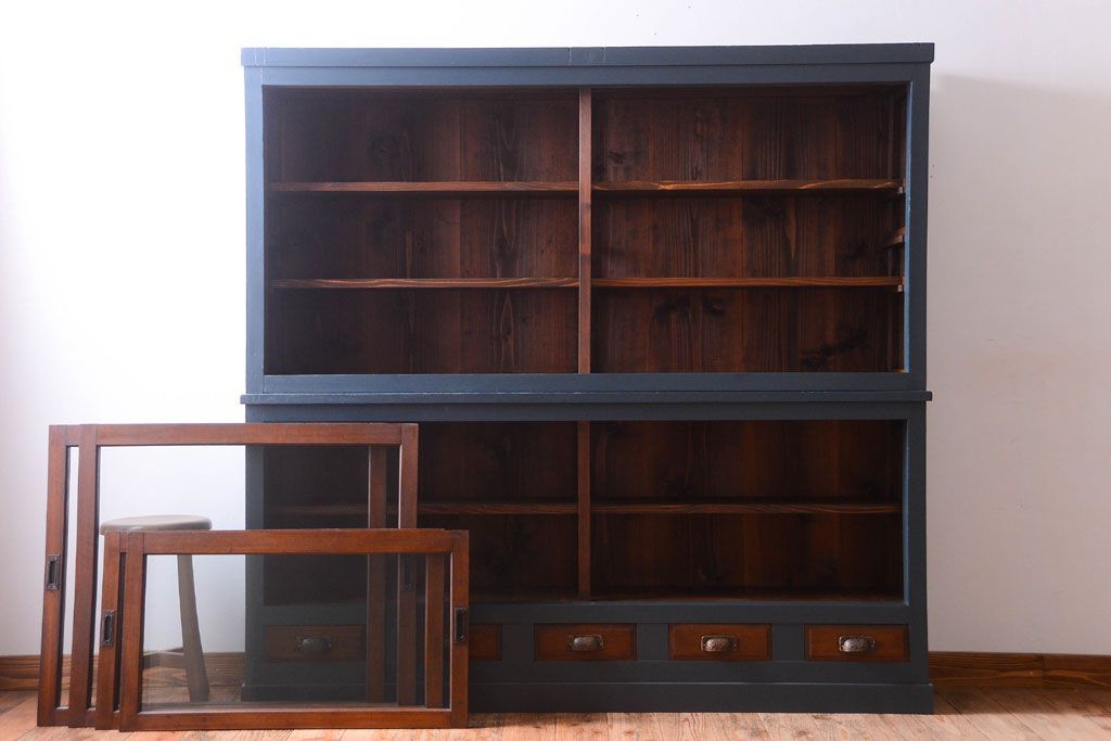 アンティーク家具　引き出し5杯付き!二段重ねの大きなペイント収納棚