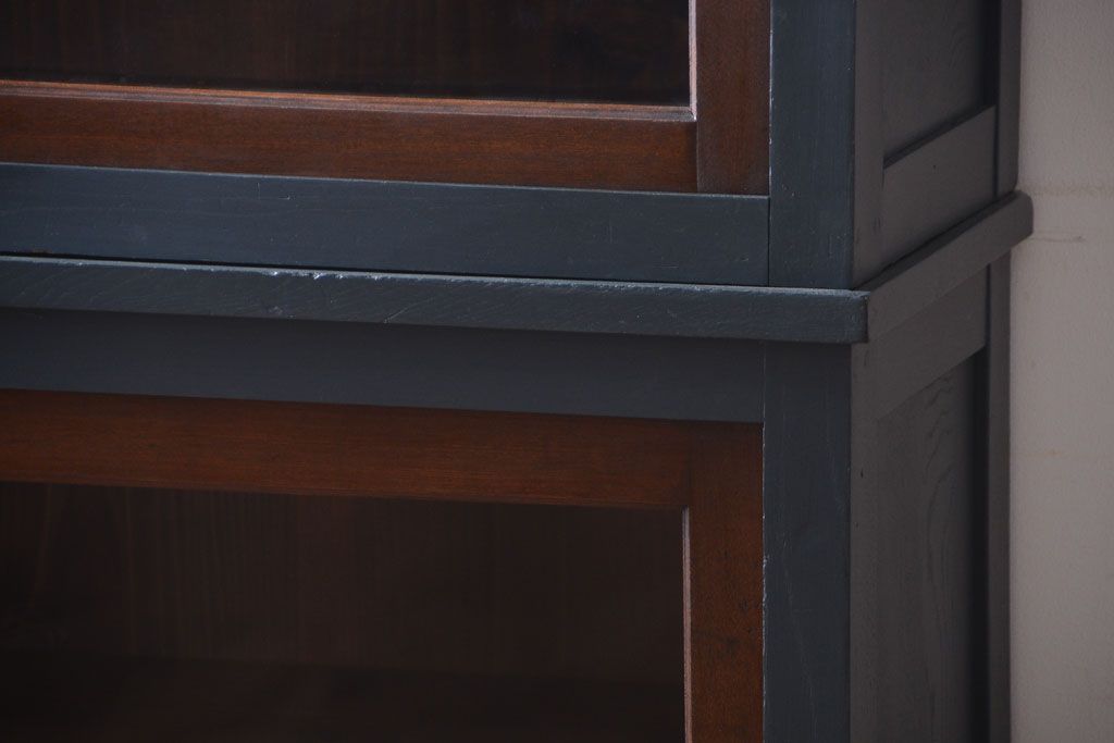 アンティーク家具　引き出し5杯付き!二段重ねの大きなペイント収納棚