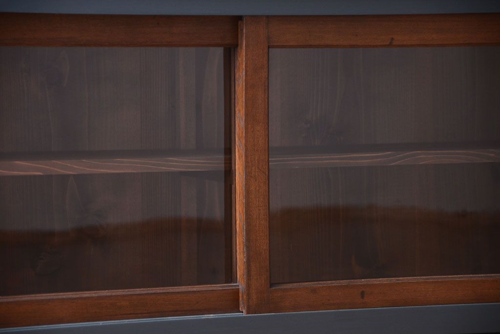 アンティーク家具　引き出し5杯付き!二段重ねの大きなペイント収納棚