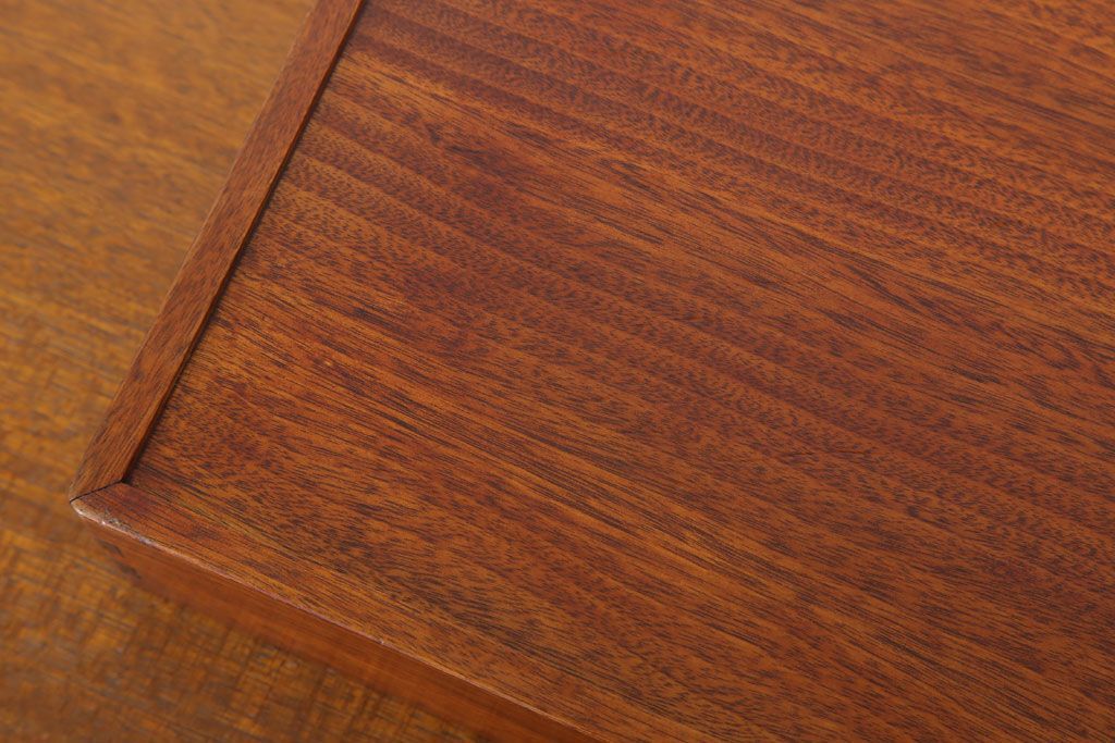 アンティーク雑貨　和製アンティーク　美しい漆塗りのシンプルなお盆