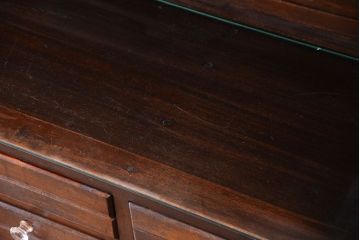 レトロ家具　昭和レトロ　変わり型　脚付き!古い木製のアンティークデンタルキャビネット