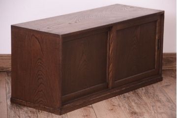 アンティーク家具　欅材　明治大正期の小さな収納棚(ローボード)