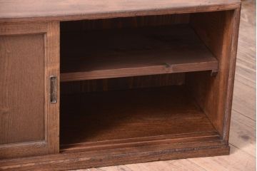 アンティーク家具　欅材　明治大正期の小さな収納棚(ローボード)