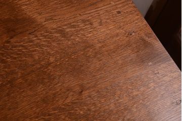 アンティーク家具　アンティークペイント　古い木製のデスクサイドキャビネット(4杯引き出し)