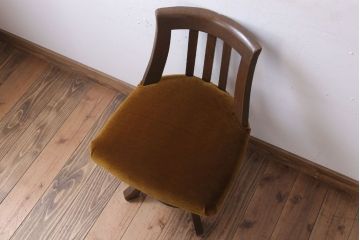 レトロ家具　和製アンティーク　古い木のレトロな回転椅子(ドクターチェア)(3)
