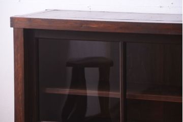 アンティーク家具　古い木のアンティークサイドボード(横型収納棚)(1)