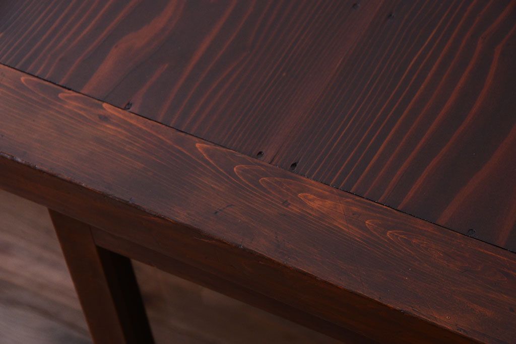 アンティーク家具　古い木のアンティークサイドボード(横型収納棚)(1)