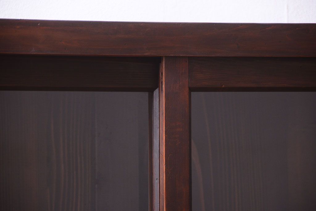 アンティーク家具　古い木のアンティークサイドボード(横型収納棚)(1)