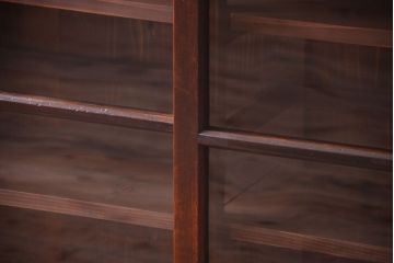 アンティーク家具　古い木のアンティークサイドボード(横型収納棚)(1)