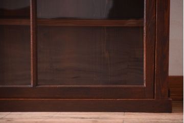 アンティーク家具　古い木のアンティークサイドボード(横型収納棚)(1)