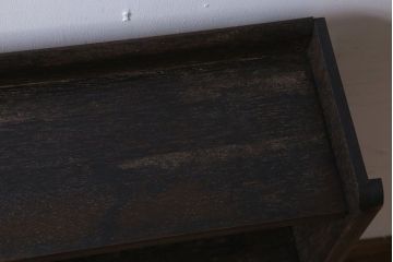 アンティーク家具　小振りでシンプルな古い木製の本棚