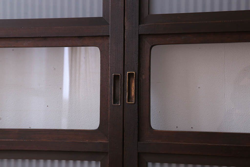 古民具・骨董　裏ガラス入り!ガラス帯のアンティーク格子戸2枚セット