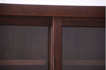 アンティーク家具　古い木のアンティークサイドボード(横型収納棚)(2)