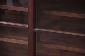 アンティーク家具　古い木のアンティークサイドボード(横型収納棚)(2)