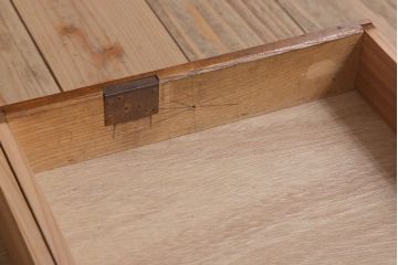 アンティーク家具　透かし彫り!小ぶりなアンティーク文机