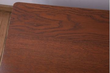 アンティーク家具　透かし彫り!小ぶりなアンティーク文机