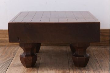 アンティーク雑貨　古い欅材製!アンティーク将棋盤(飾り台)