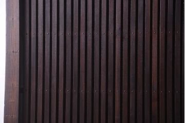 総欅製!明治大正期の古い蔵戸(格子戸、玄関戸)