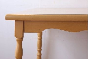 中古　飛騨家具　柏木工　明るい木味のスクエアダイニングテーブル