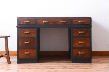 アンティーク家具　古いカバ材の上質な組み立て式両袖机(デスク)