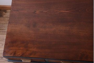 アンティーク家具　古いカバ材の上質な組み立て式両袖机(デスク)