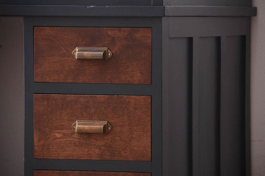 アンティーク家具　古いカバ材の上質な組み立て式両袖机(デスク)