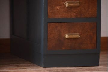 アンティーク家具　古いカバ材の上質な組み立て式両袖机(デスク)