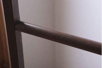 アンティーク雑貨　高級杉材　古い木の味わい深い和製アンティーク衣桁