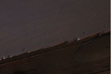 アンティーク家具　和製アンティーク　前面欅材製!丸金具付きの古い重ね衣装箪笥