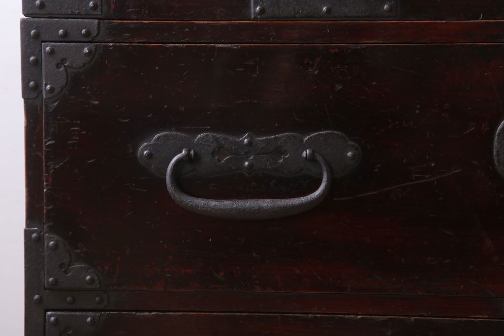 アンティーク家具　明治期!古民具・骨董　漆塗り　上質な重ね衣装箪笥(観音箪笥)