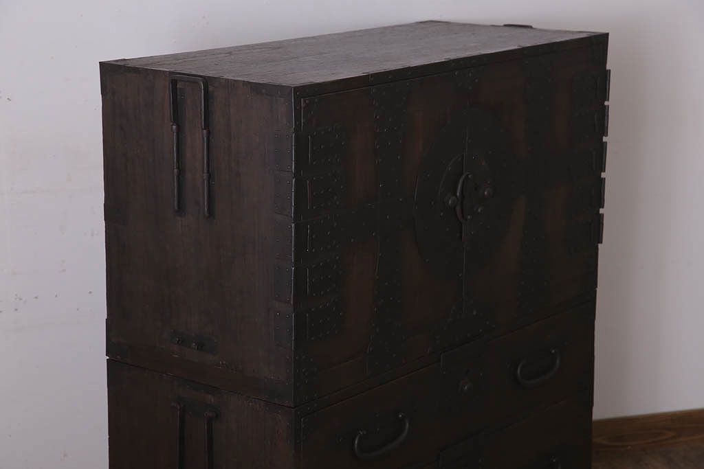 アンティーク家具　明治期　アンティークの重ね観音箪笥(衣装箪笥・時代箪笥)