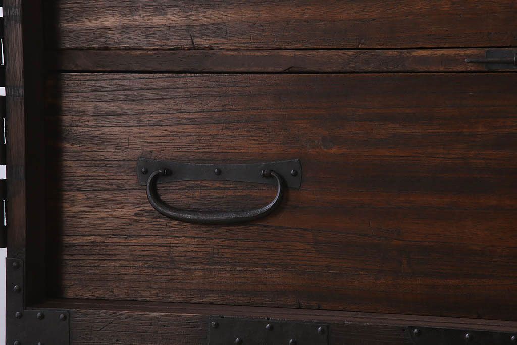 アンティーク家具　明治期　アンティークの重ね観音箪笥(衣装箪笥・時代箪笥)