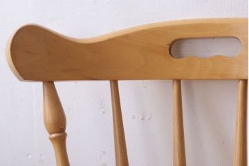 中古　飛騨家具　柏木工　明るい木味のウィンザーチェア(ダイニングチェア、ウインザーチェア)(1)