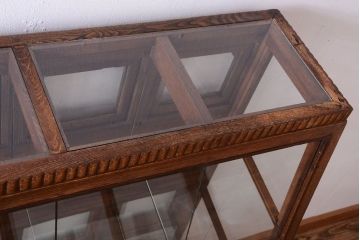 レトロ家具　古い商店の昭和レトロな引き出し付きガラスケース(陳列ケース・マス目棚)