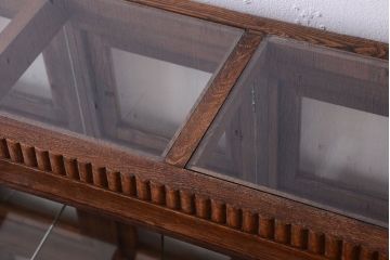 レトロ家具　古い商店の昭和レトロな引き出し付きガラスケース(陳列ケース・マス目棚)