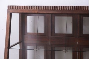 レトロ家具　古い商店の昭和レトロな引き出し付きガラスケース(陳列ケース・マス目棚)