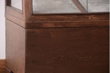 レトロ家具　古い商店の昭和レトロな引き出し付きガラスケース(陳列ケース・マス目棚)