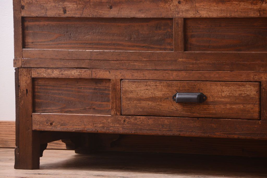 レトロ家具　古い商店の昭和レトロな引き出し付きガラスケース(陳列ケース・マス目棚)