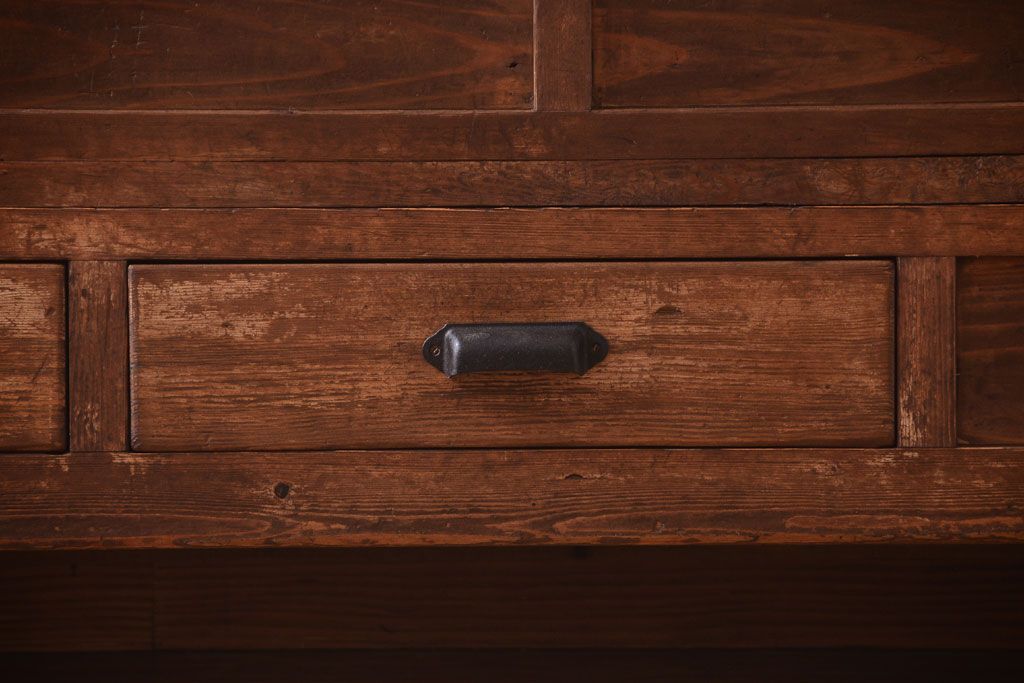 レトロ家具　古い商店の昭和レトロな引き出し付きガラスケース(陳列ケース・マス目棚)