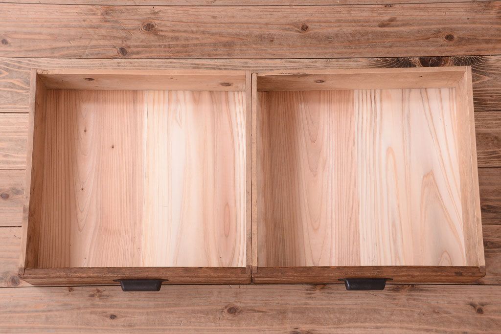 レトロ家具　古い商店の昭和レトロな引き出し付きガラスケース(陳列ケース・マス目棚)