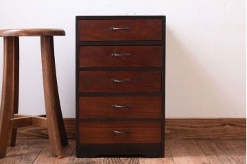 レトロ家具　昭和レトロ　古い木製のアンティーク5杯小引き出し(2)