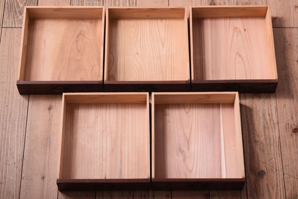 レトロ家具　昭和レトロ　古い木製のアンティーク5杯小引き出し(2)