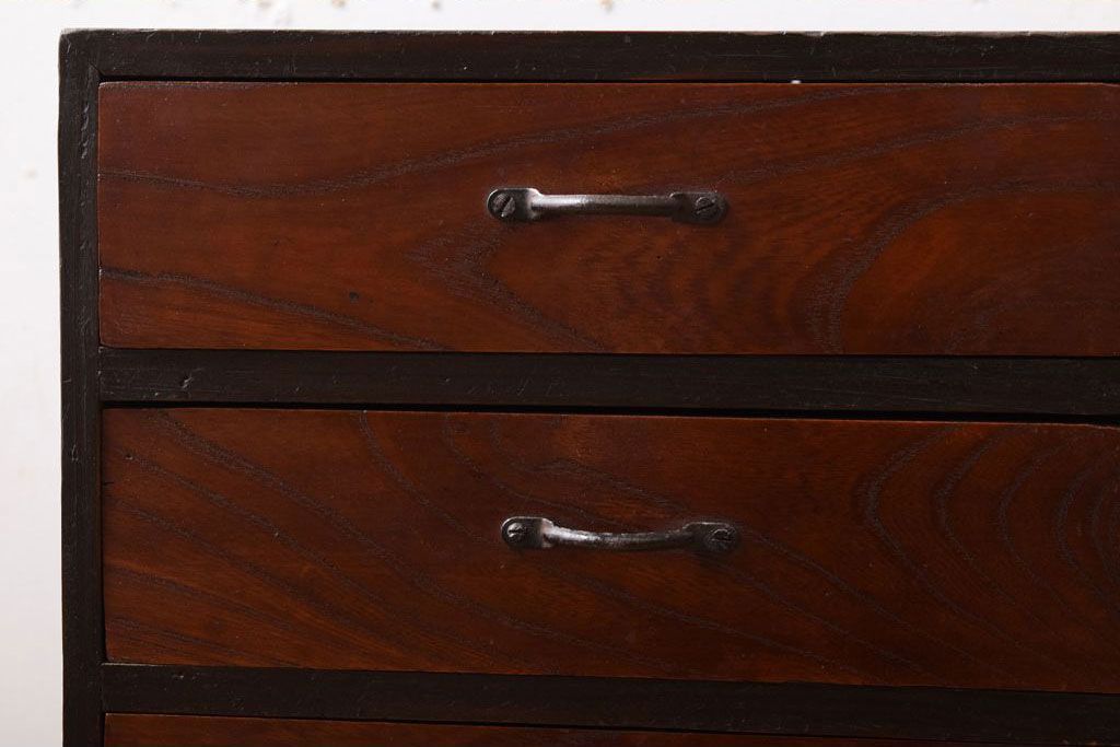 レトロ家具　昭和レトロ　古い木製のアンティーク5杯小引き出し(2)