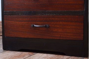 レトロ家具　昭和レトロ　古い木製のアンティーク5杯小引き出し(2)