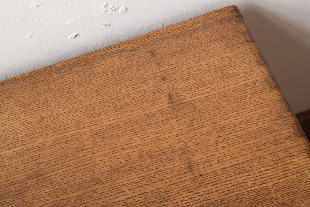 レトロ家具　扉付き!古いナラ材製の昭和レトロなアンティーク小引き出し