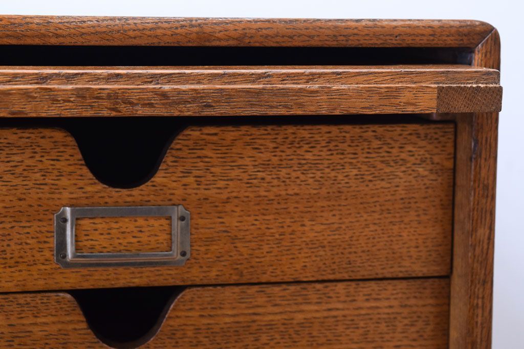 レトロ家具　扉付き!古いナラ材製の昭和レトロなアンティーク小引き出し