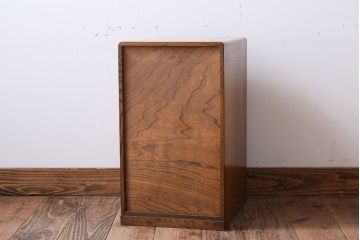 レトロ家具　扉付き!古いナラ材製の昭和レトロなアンティーク小引き出し