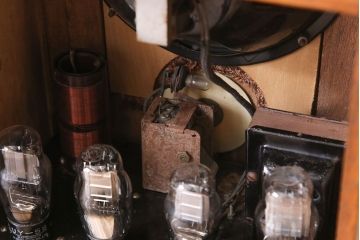 アンティーク雑貨　昭和レトロ　ナナオラ　65型　古い真空管ラジオ