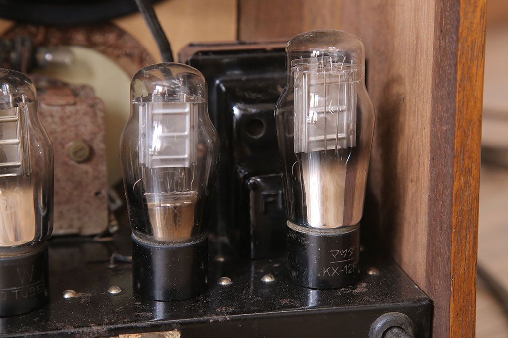 アンティーク雑貨　昭和レトロ　ナナオラ　65型　古い真空管ラジオ