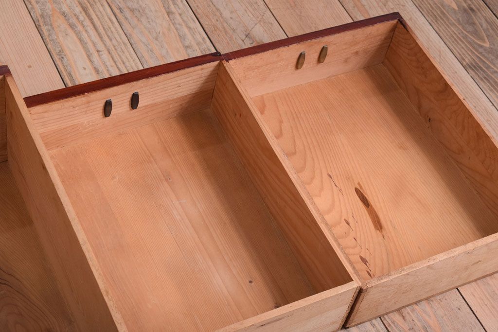 アンティーク家具　大正・昭和期　古い木製のアンティーク小引き出し